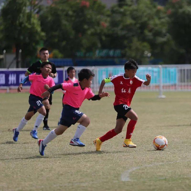 江苏省足协青训俱乐部联赛冠军赛在扬州开赛“太阳集团tyc”(图4)
江苏省足协青训俱乐部联赛冠军赛在扬州开赛“太阳集团tyc”(图4)