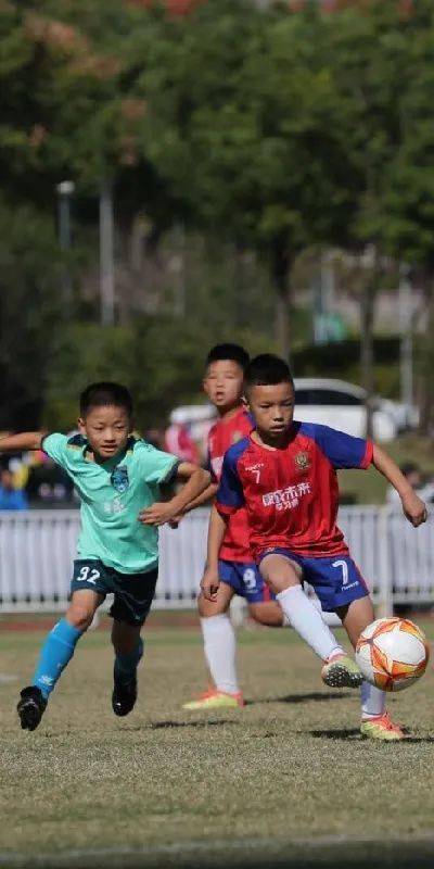 江苏省足协青训俱乐部联赛冠军赛在扬州开赛“太阳集团tyc”(图9)
江苏省足协青训俱乐部联赛冠军赛在扬州开赛“太阳集团tyc”(图9)